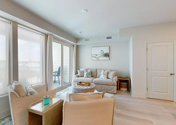Sea Glass 208 Apartment